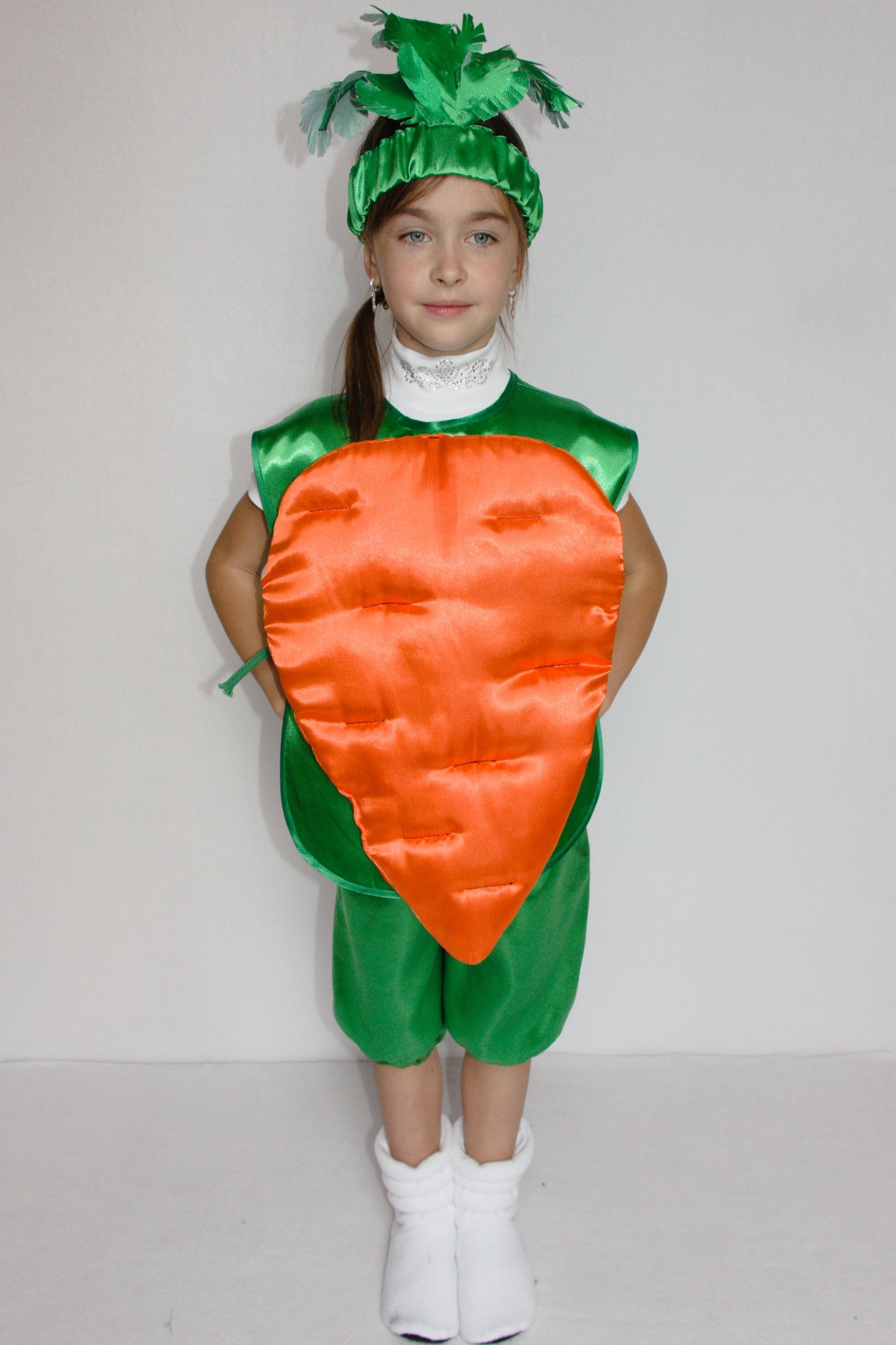 Костюм овоща. Костюм морковь для девочки. Детский костюм морковка. Костюм овоща для мальчика. Костюм морковки для мальчика.
